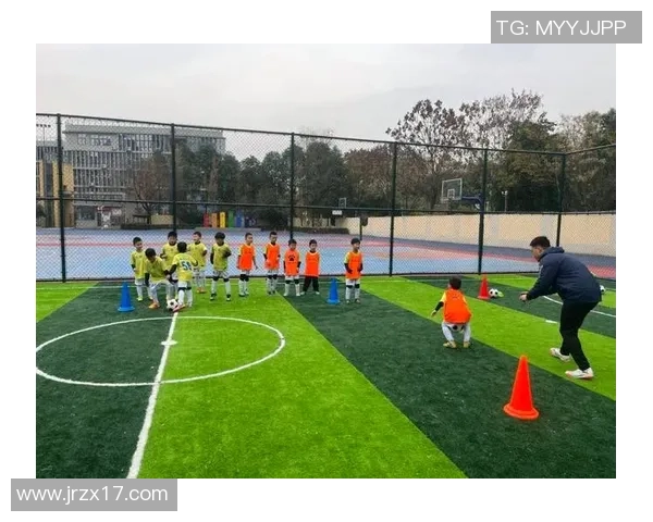 足球基本动作教学全解析助力青少年技能提升与比赛表现优化